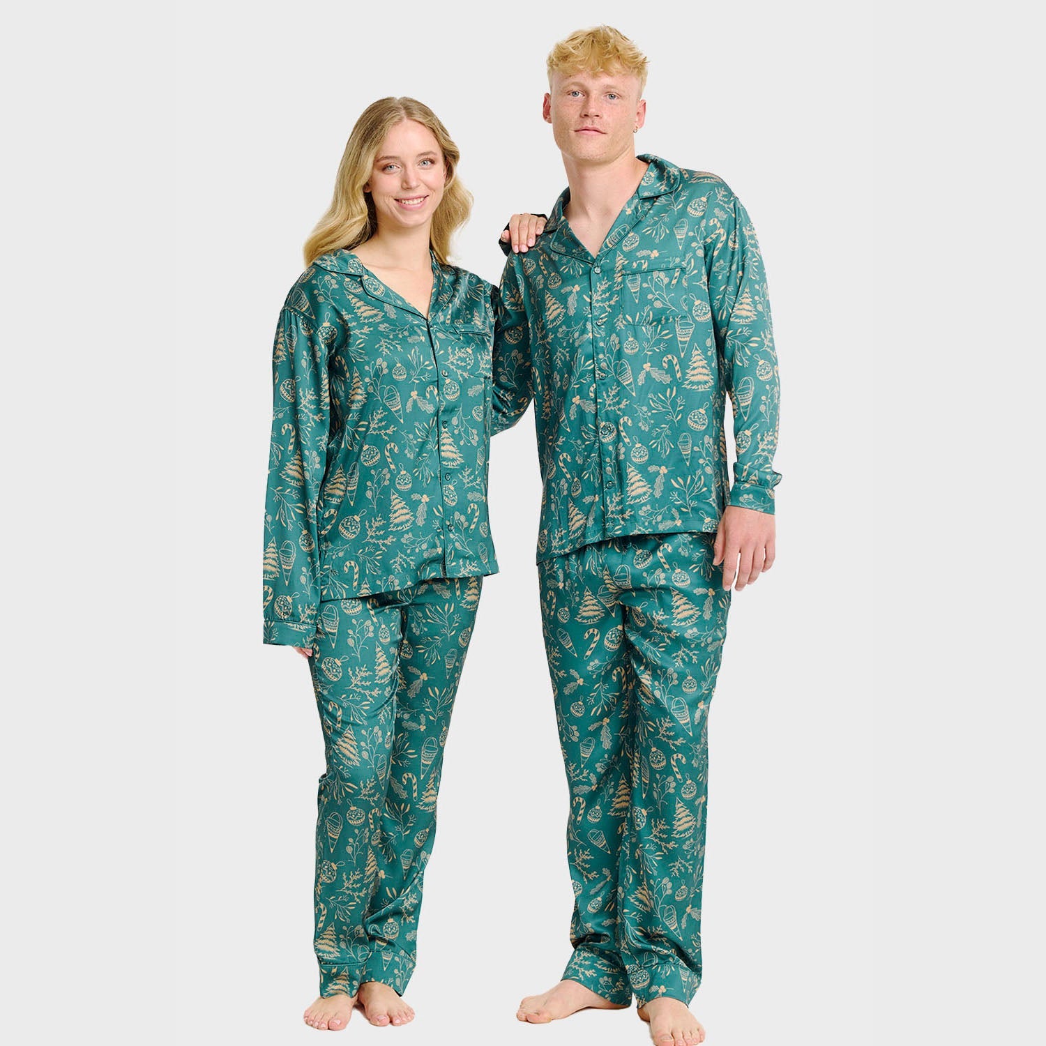 Lahjakas Satiinipyjama – Miehet